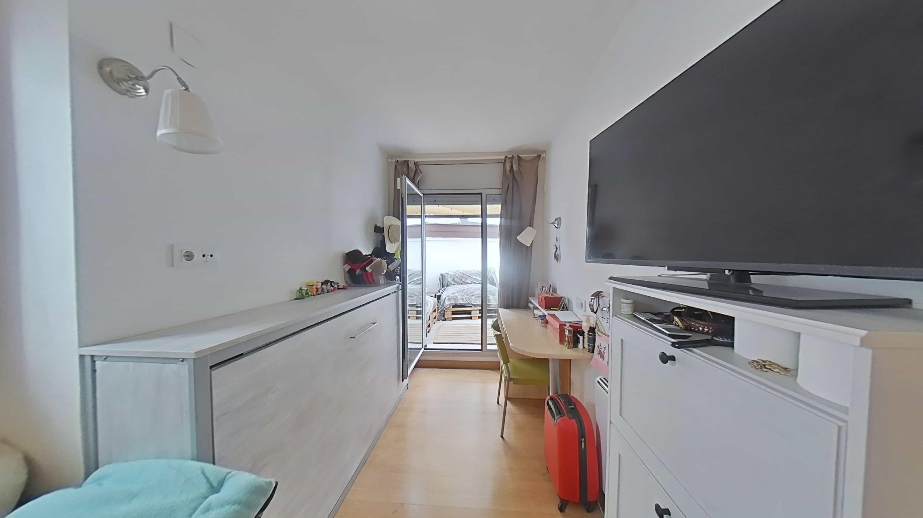 Imagen 16 Piso en venta en Cerdanyola Del Vallès / Al lado de Can Xarau