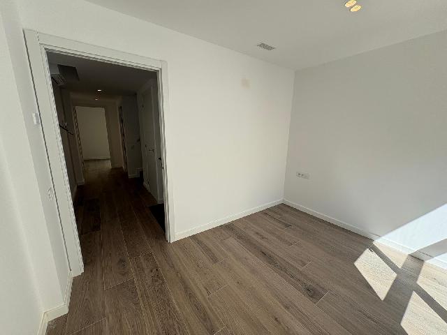 Imagen 7 Inmueble 301849 - Dúplex en alquiler en Sabadell / Nuevo a estrenar, en la misma Rambla de Sabadell.