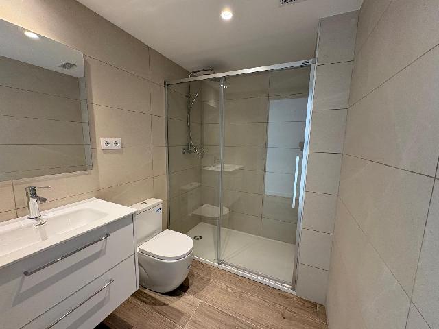Imagen 9 Inmueble 301849 - Dúplex en alquiler en Sabadell / Nuevo a estrenar, en la misma Rambla de Sabadell.