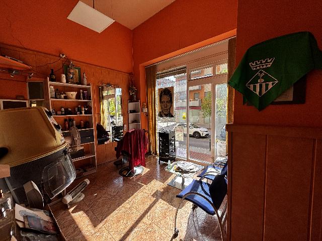 Imagen 10 Inmueble 301855 - Local Comercial en alquiler en Sabadell / Junto Renfe y todos los servicios