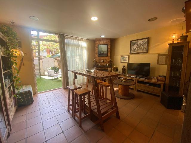 Imagen 6 Inmueble 301909 - Casa Adosada en venta en Sabadell / Poblenou junto al centro Civic 