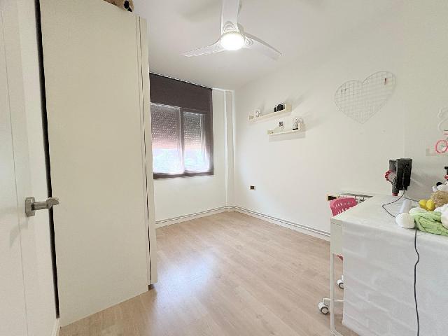 Imagen 18 Inmueble 301909 - Casa Adosada en venta en Sabadell / Poblenou junto al centro Civic 
