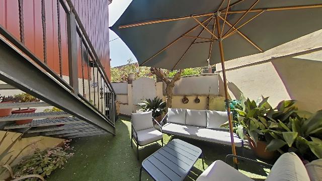 Imagen 2 Inmueble 301909 - Casa Adosada en venta en Sabadell / Poblenou junto al centro Civic 