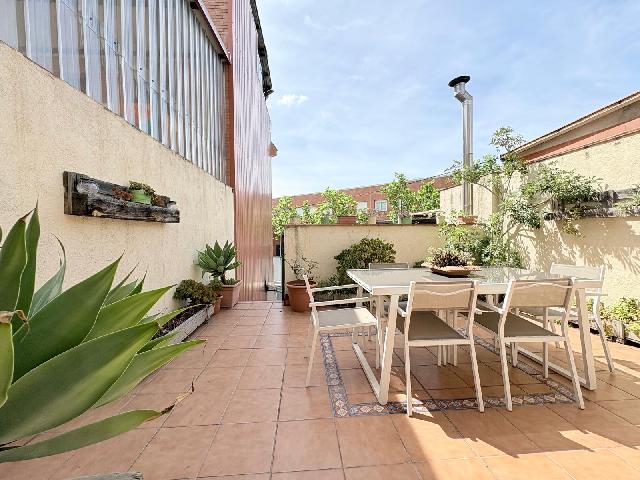 Imagen 14 Inmueble 301909 - Casa Adosada en venta en Sabadell / Poblenou junto al centro Civic 