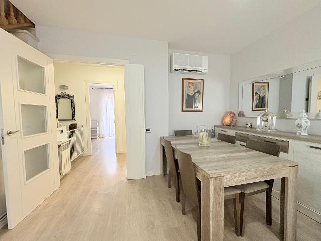 Imagen 24 Inmueble 301909 - Casa Adosada en venta en Sabadell / Poblenou junto al centro Civic 