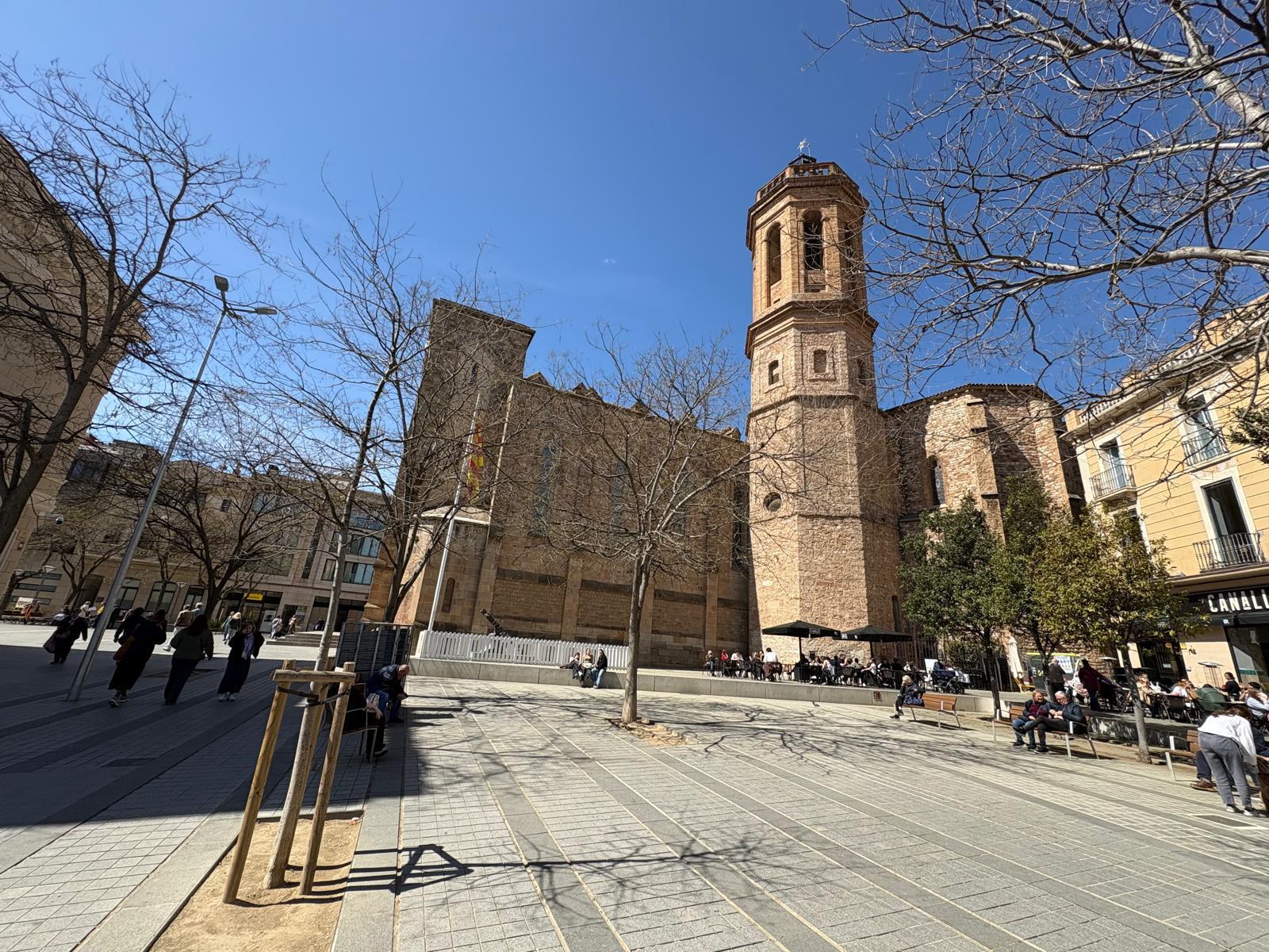 Imagen 2 Piso en venta en Sabadell / Junto Rambla y cerca de todos los servicios