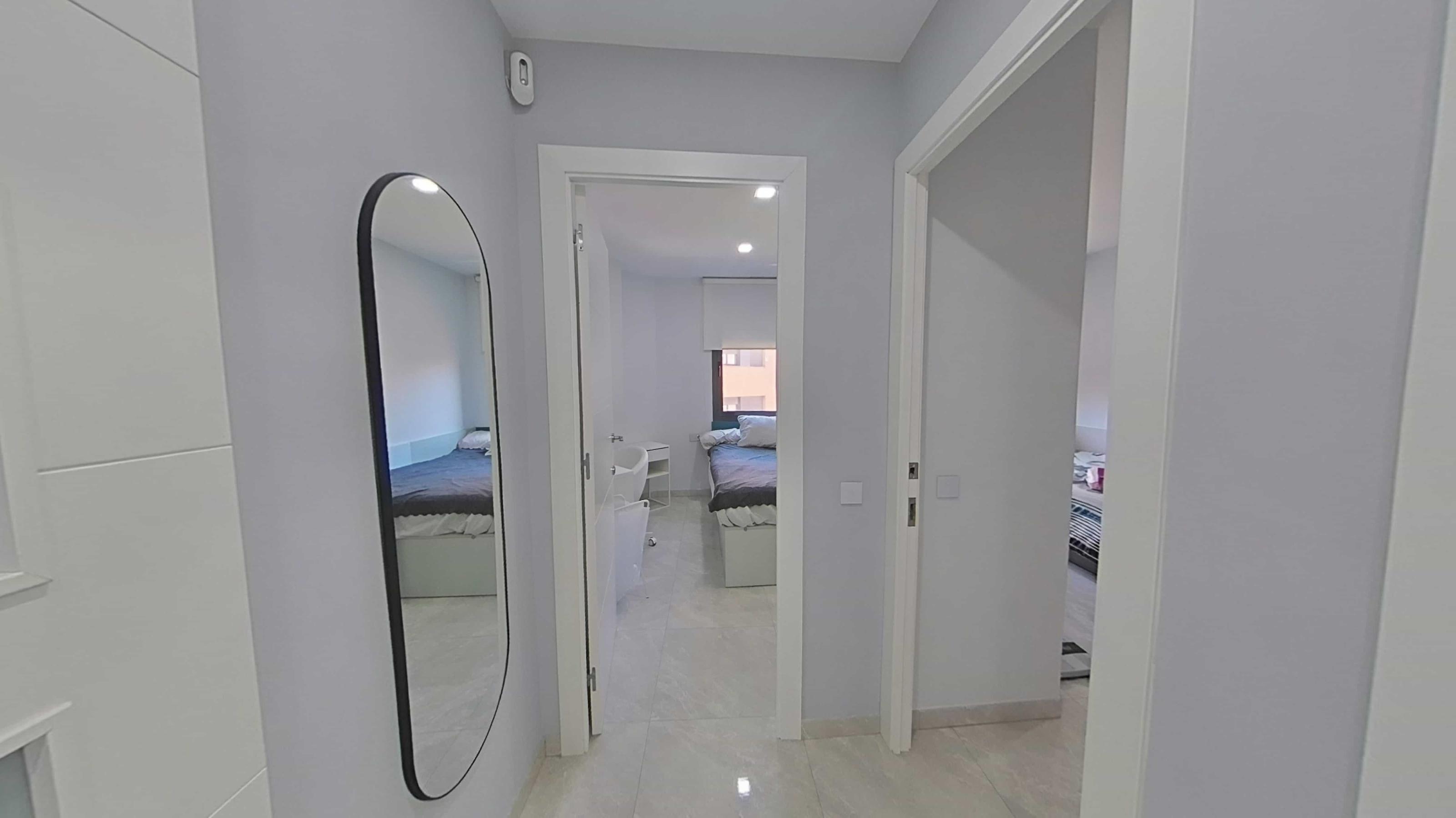 Imagen 11 Piso en venta en Montcada I Reixac / Junto al Lidl. Finca semi-nueva con parquing incluido.