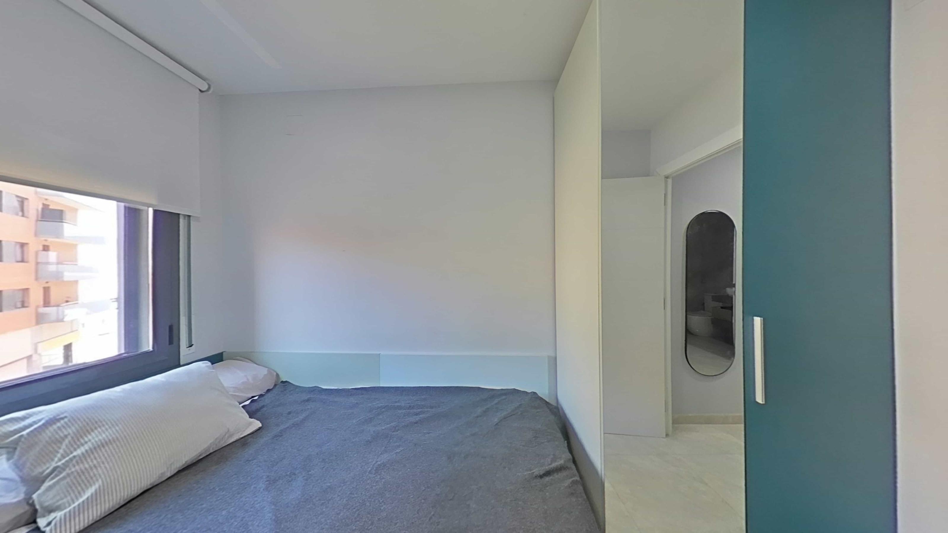 Imagen 15 Piso en venta en Montcada I Reixac / Junto al Lidl. Finca semi-nueva con parquing incluido.