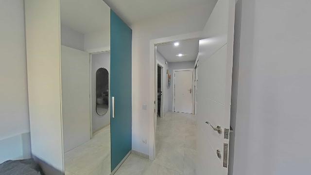 Imagen 13 Inmueble 301946 - Piso en venta en Montcada I Reixac / Junto al Lidl. Finca semi-nueva con parquing incluido.