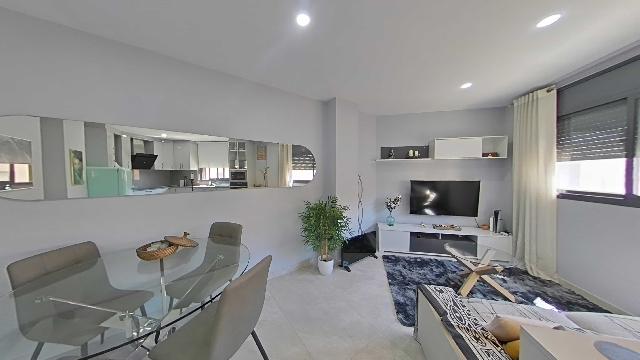 Imagen 4 Inmueble 301946 - Piso en venta en Montcada I Reixac / Junto al Lidl. Finca semi-nueva con parquing incluido.