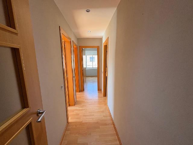 Imagen 3 Inmueble 302027 - Piso en venta en Sabadell / Totalmente reformado a unos pasos del Parc Catalunya