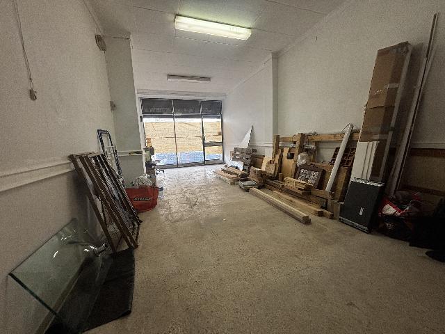 Imagen 5 Inmueble 302640 - Local Comercial en venta en Sabadell / Junto Sol i Padris
