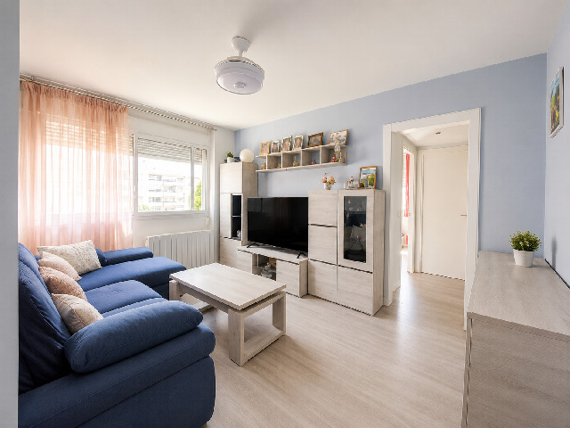 Imagen 1 Inmueble 302822 - Piso en venta en Cerdanyola Del Vallès / Junta a mercado de Serraparera