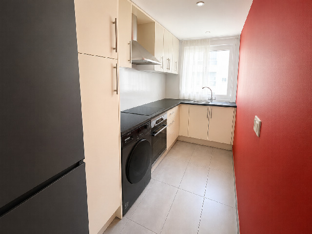 Imagen 3 Inmueble 302822 - Piso en venta en Cerdanyola Del Vallès / Junta a mercado de Serraparera