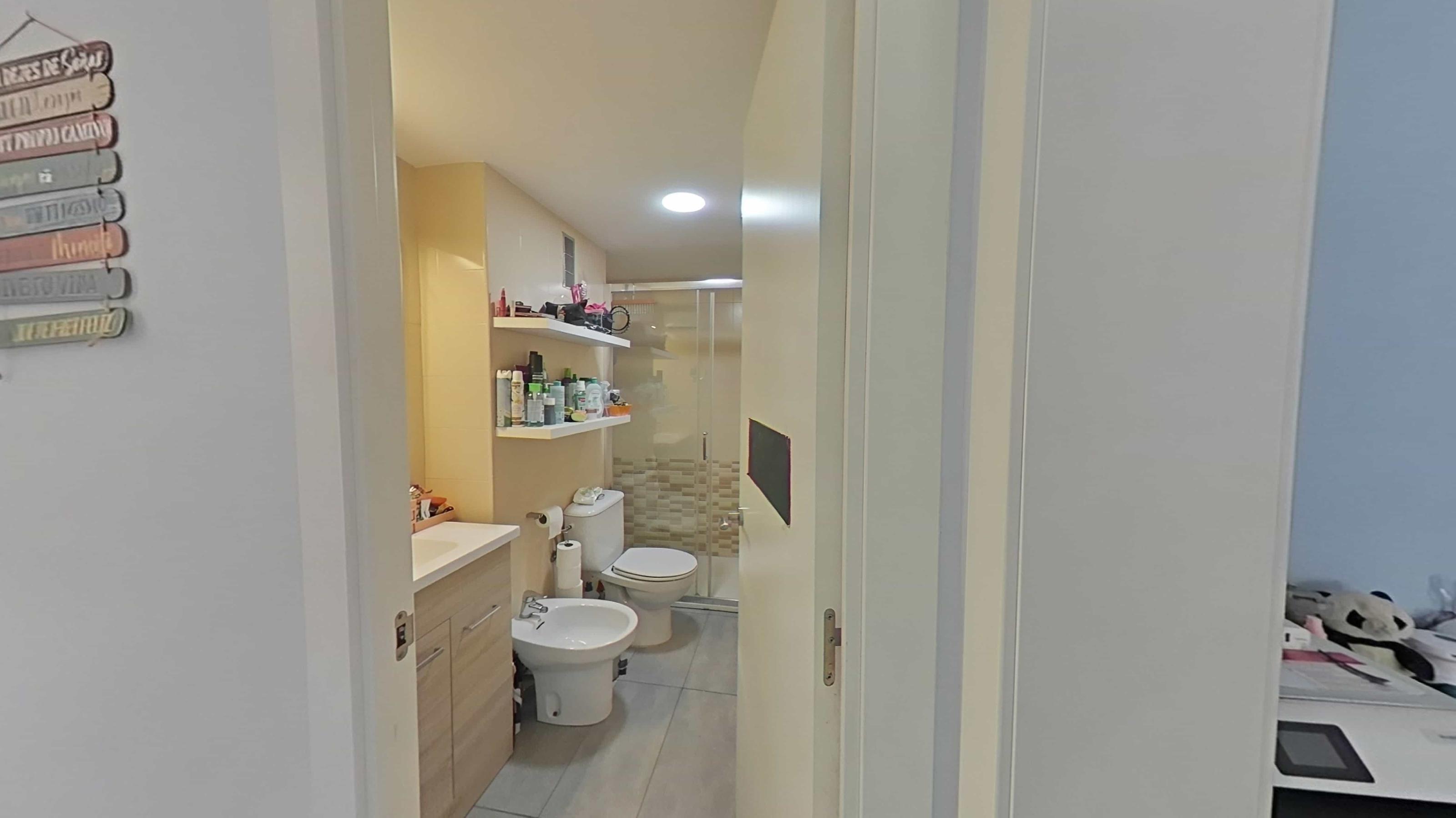 Imagen 10 Piso en venta en Cerdanyola Del Vallès / Junta a mercado de Serraparera