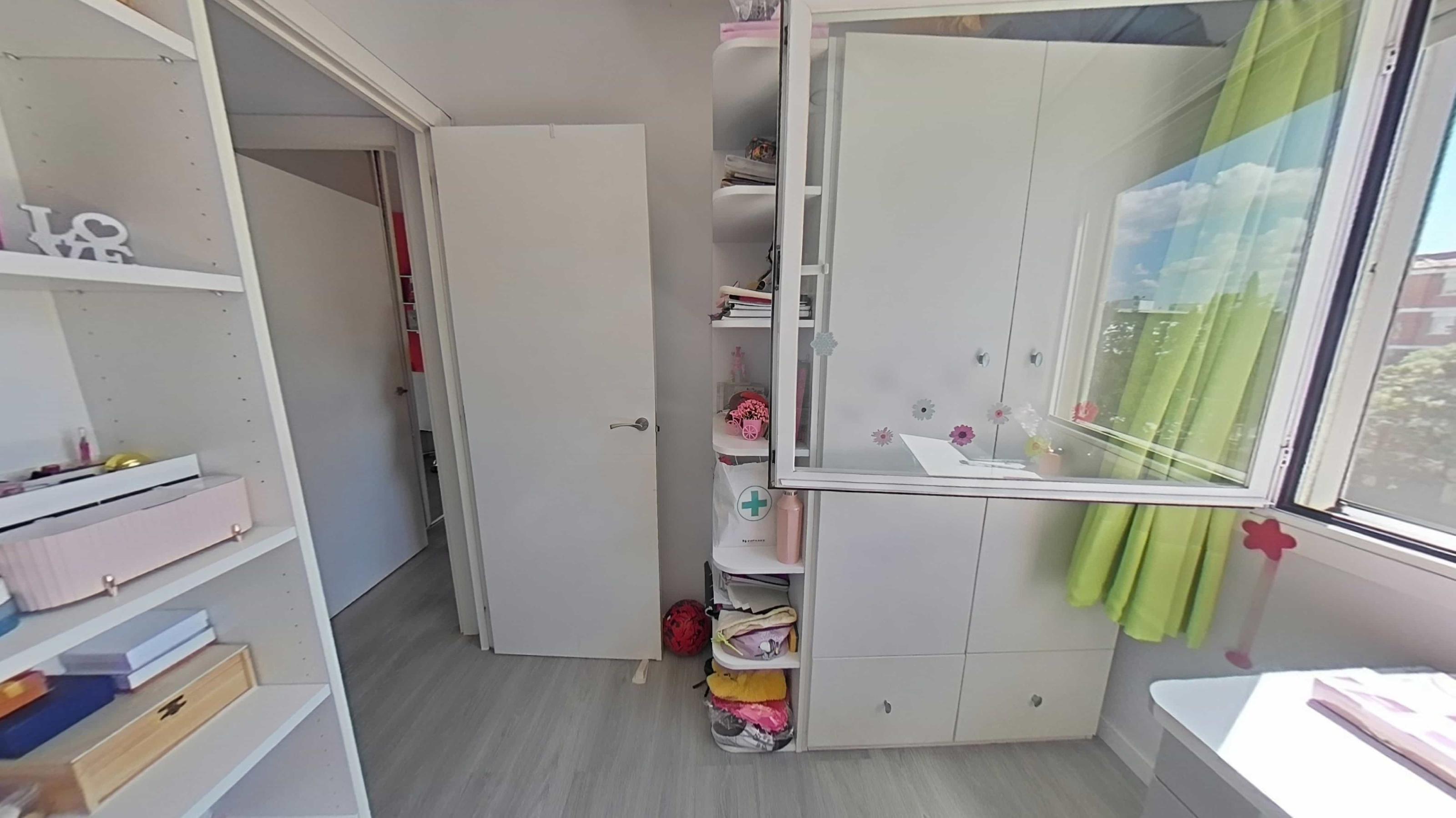 Imagen 12 Piso en venta en Cerdanyola Del Vallès / Junta a mercado de Serraparera