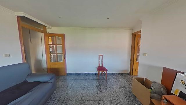 Imagen 4 Inmueble 302855 - Piso en venta en Badia Del Vallès / Muy de cerca de zona Ikea y centro comercial.