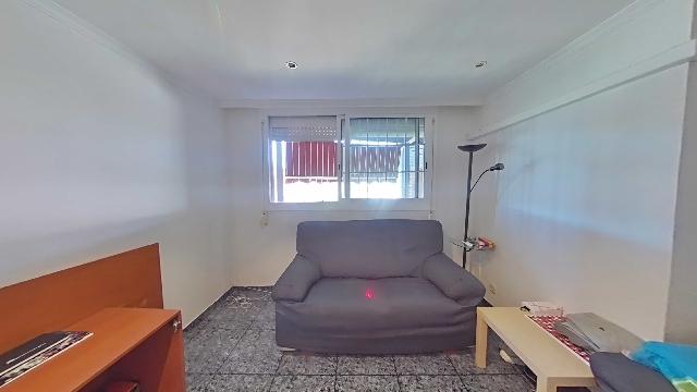 Imagen 14 Inmueble 302855 - Piso en venta en Badia Del Vallès / Muy de cerca de zona Ikea y centro comercial.