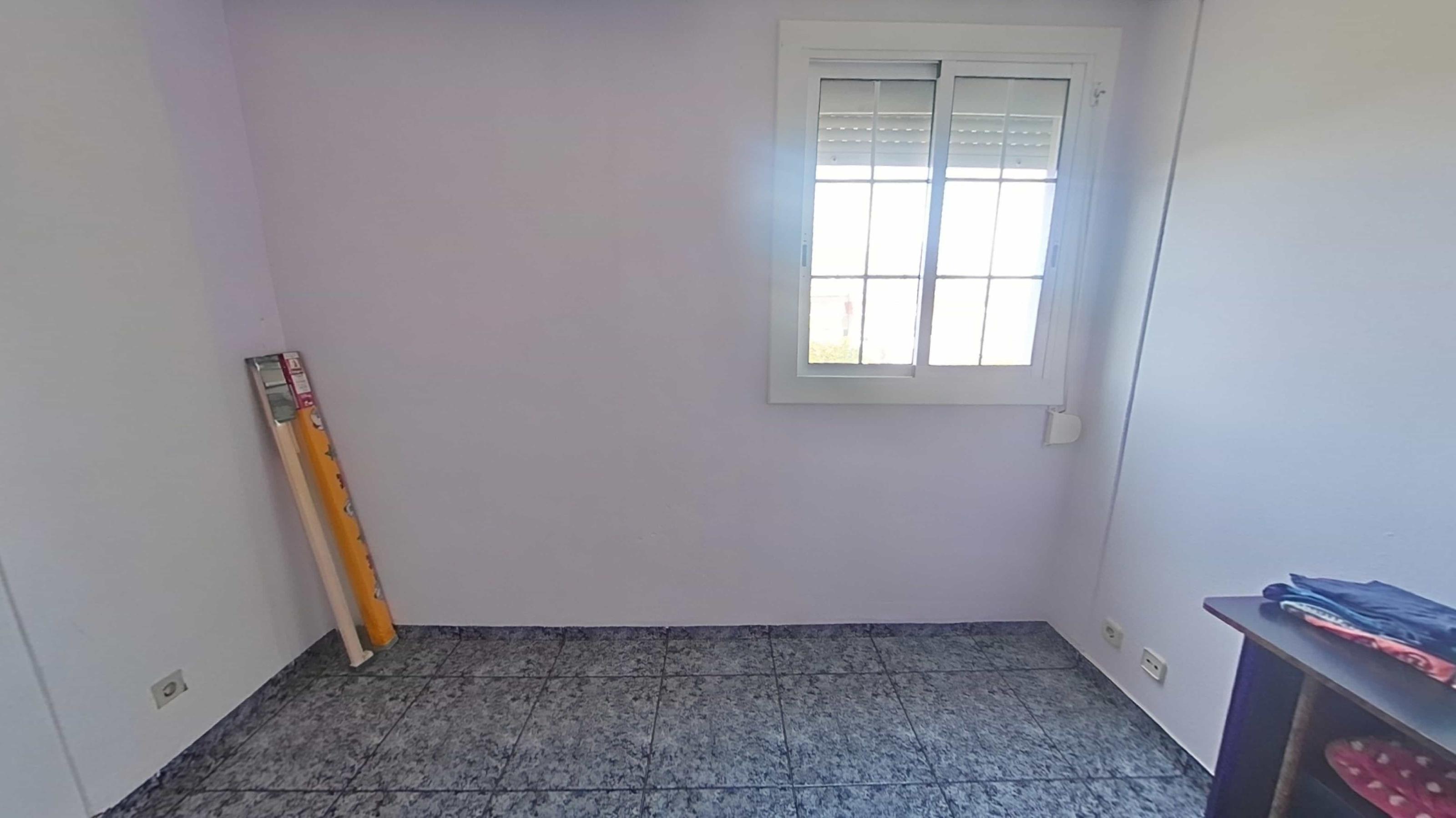Imagen 15 Piso en venta en Badia Del Vallès / Muy de cerca de zona Ikea y centro comercial.