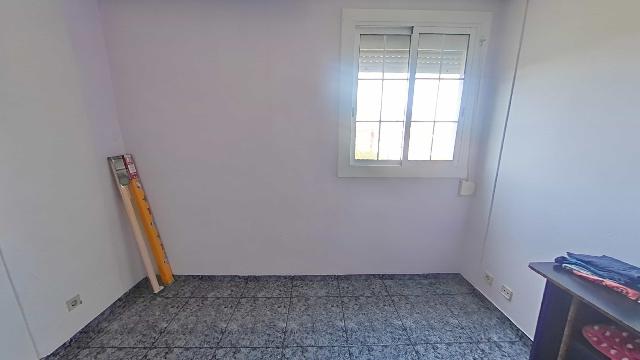 Imagen 15 Inmueble 302855 - Piso en venta en Badia Del Vallès / Muy de cerca de zona Ikea y centro comercial.