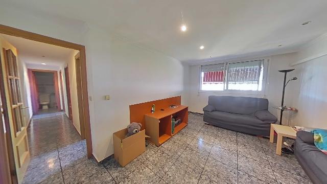 Imagen 16 Inmueble 302855 - Piso en venta en Badia Del Vallès / Muy de cerca de zona Ikea y centro comercial.