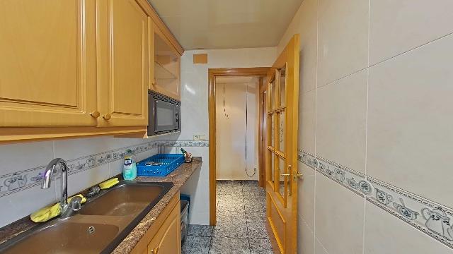 Imagen 4 Inmueble 302855 - Piso en venta en Badia Del Vallès / Muy de cerca de zona Ikea y centro comercial.