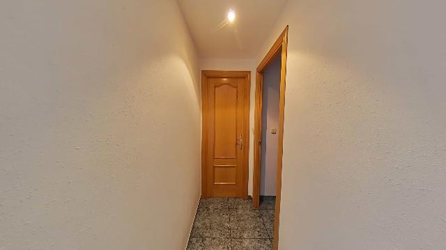 Imagen 27 Inmueble 302855 - Piso en venta en Badia Del Vallès / Muy de cerca de zona Ikea y centro comercial.