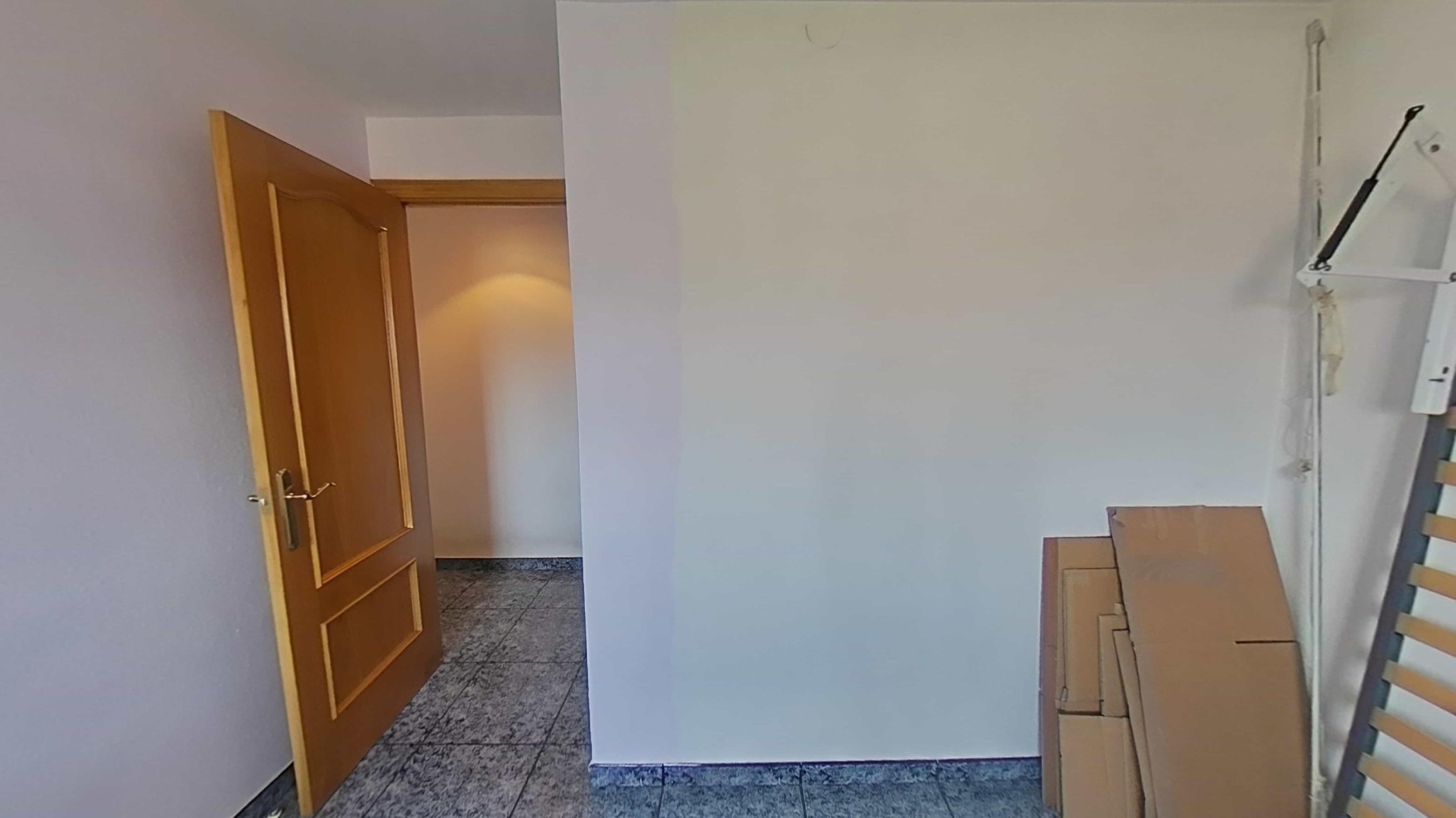 Imagen 17 Piso en venta en Badia Del Vallès / Muy de cerca de zona Ikea y centro comercial.