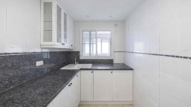 Imagen 50 Inmueble 302956 - Piso en venta en Sabadell / Junto Ronda Pau Vila y cerca de todos los servicios.