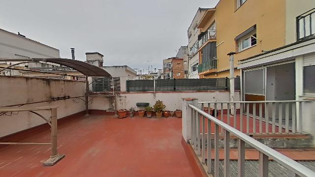 Imagen 34 Inmueble 302956 - Piso en venta en Sabadell / Junto Ronda Pau Vila y cerca de todos los servicios.