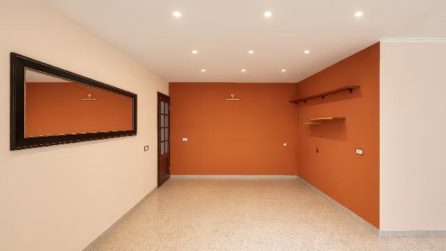 Imagen 56 Inmueble 302956 - Piso en venta en Sabadell / Junto Ronda Pau Vila y cerca de todos los servicios.