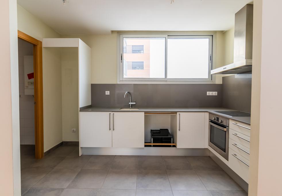 Imagen 4 Piso en alquiler en Sabadell / Zona centro, cerca de Rambla