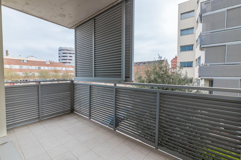 Imagen 1 Piso en alquiler en Sabadell / Zona centro, cerca de Rambla