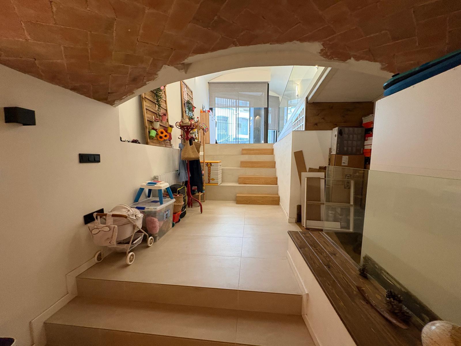 Imagen 9 Casa Adosada en venta en Sabadell / Creu Alta. Casa inglesa de diseño junto El Corte Inglés