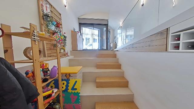 Imagen 10 Inmueble 303144 - Casa Adosada en venta en Sabadell / Creu Alta. Casa inglesa de diseño junto El Corte Inglés