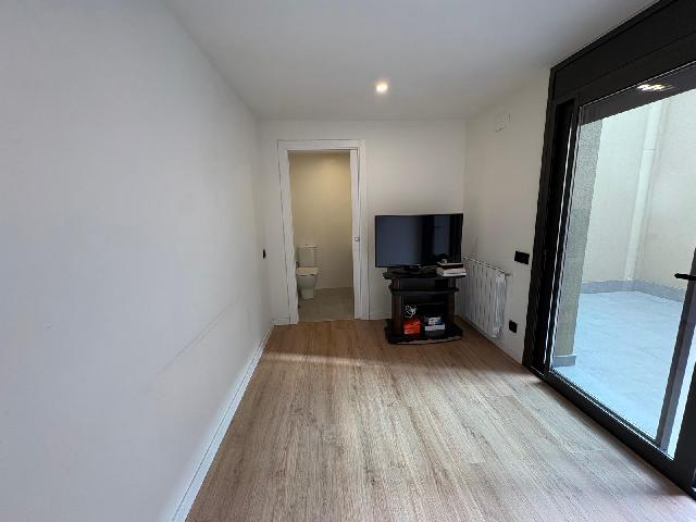 Imagen 11 Inmueble 303144 - Casa Adosada en venta en Sabadell / Creu Alta. Triplex de diseño, junto El Corte Inglés