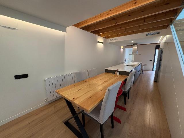 Imagen 6 Inmueble 303144 - Casa Adosada en venta en Sabadell / Creu Alta. Triplex de diseño, junto El Corte Inglés