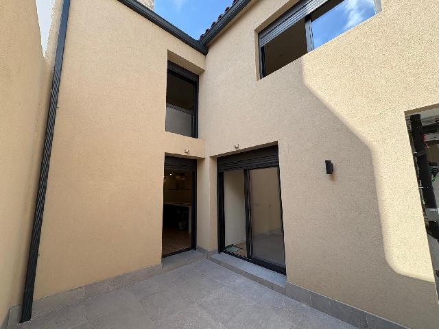 Imagen 12 Inmueble 303144 - Casa Adosada en venta en Sabadell / Creu Alta. Triplex de diseño, junto El Corte Inglés