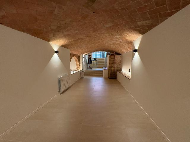 Imagen 8 Inmueble 303144 - Casa Adosada en venta en Sabadell / Creu Alta. Triplex de diseño, junto El Corte Inglés