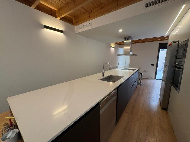 Imagen 20 Inmueble 303144 - Casa Adosada en venta en Sabadell / Creu Alta. Triplex de diseño, junto El Corte Inglés