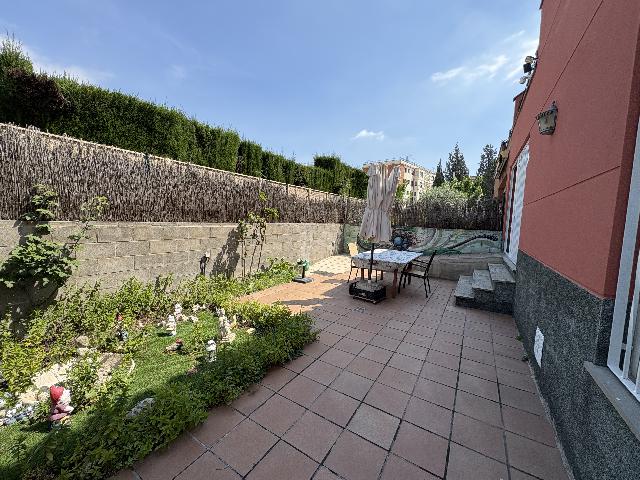 Imagen 1 Inmueble 303183 - Casa Adosada en venta en Palau-solità I Plegamans / A cinco minutos del Ayuntamiento