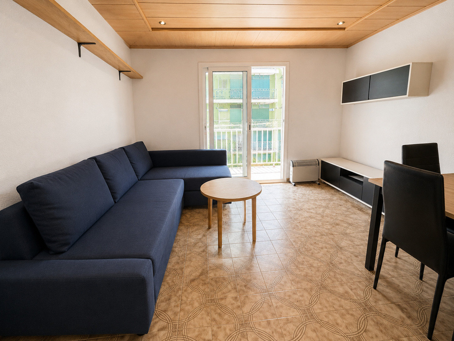 Imagen 2 Piso en venta en Cerdanyola Del Vallès / Junto mercado de las Fontetes y a 5 min de Renfe.