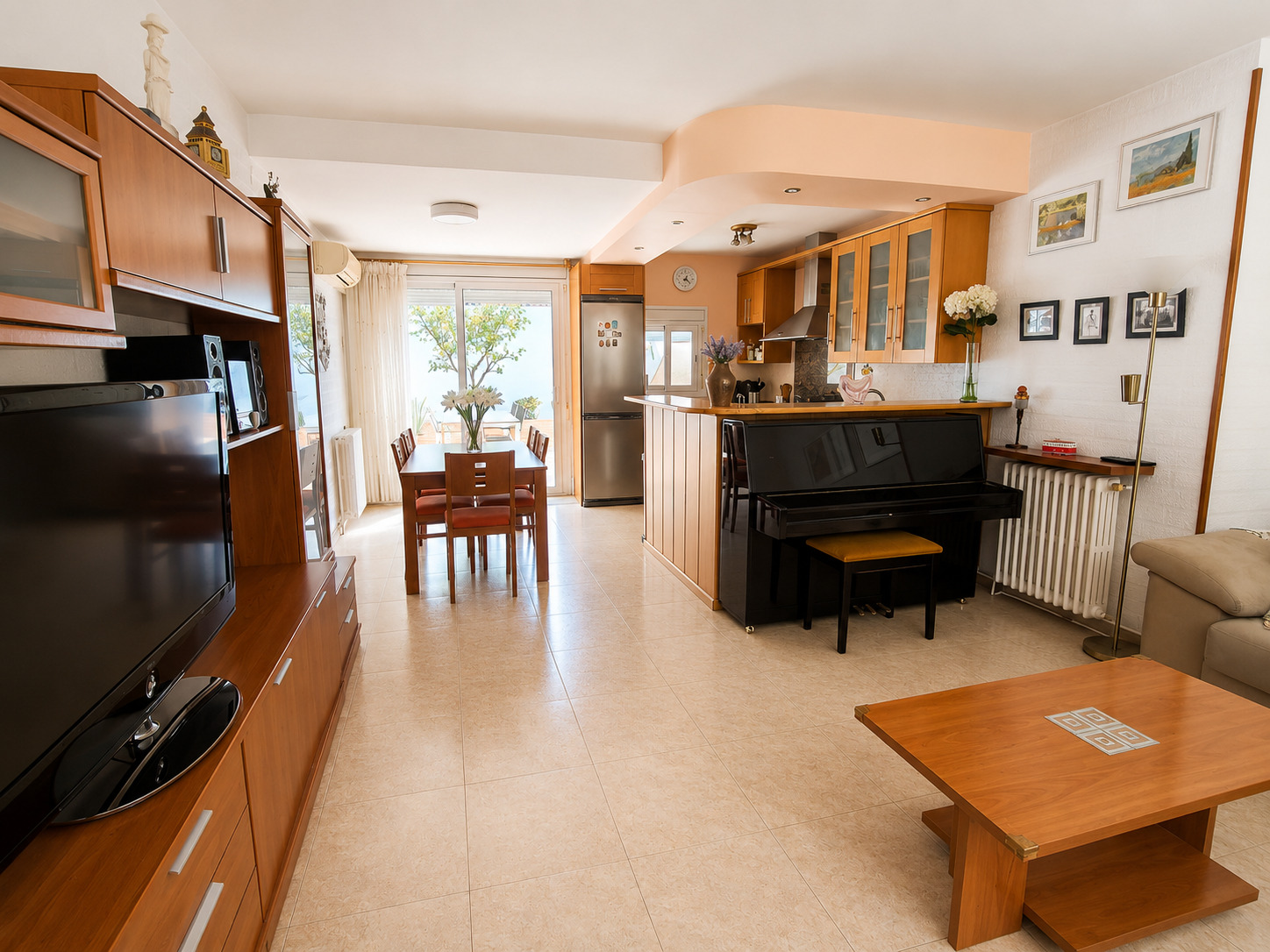 Imagen 3 Casa en venta en Castellar Del Vallès / Casco Antiguo, al lado de la policia local