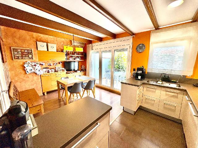 Imagen 2 Inmueble 303614 - Casa en venta en Sabadell / Junot a Plaza Catalunya