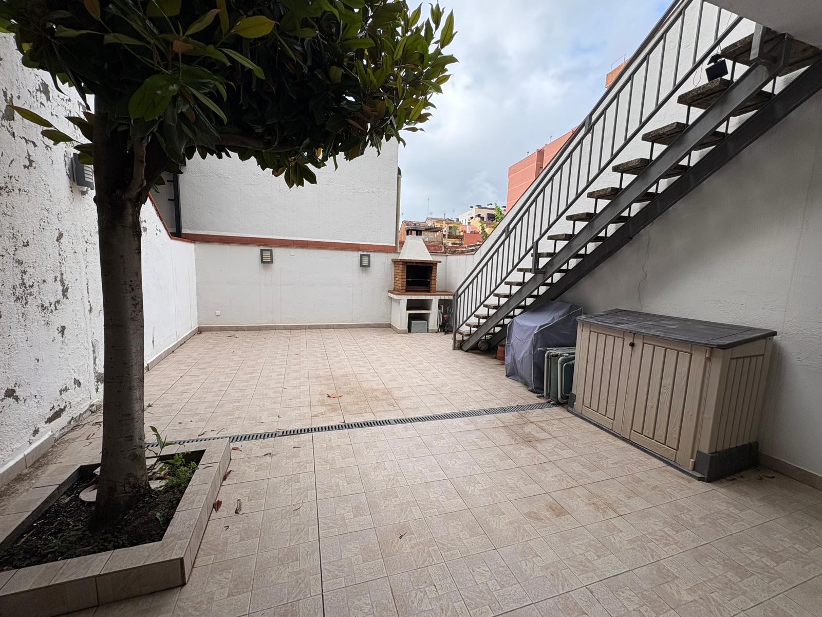 Imagen 1 Casa en venta en Sabadell / Junot a Plaza Catalunya