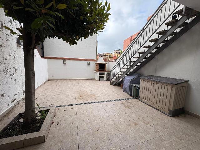 Imagen 1 Inmueble 303614 - Casa en venta en Sabadell / Junot a Plaza Catalunya