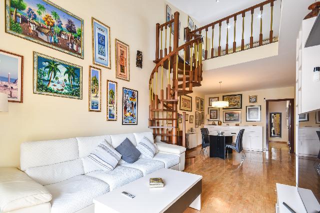 Imagen 3 Inmueble 303658 - Dúplex en venta en Sabadell / Al lado de la Plaza de la Creu Alta