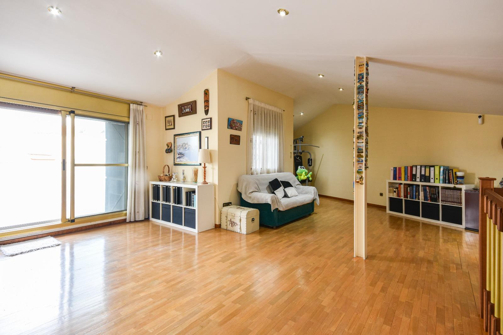 Imagen 8 Dúplex en venta en Sabadell / Al lado de la Plaza de la Creu Alta