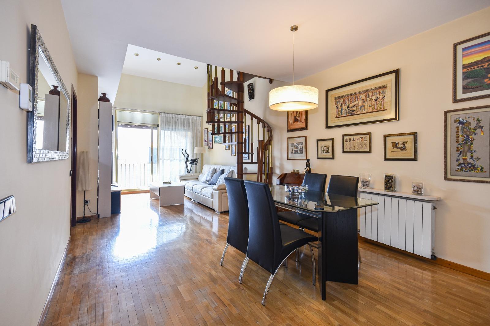 Imagen 25 Dúplex en venta en Sabadell / Al lado de la Plaza de la Creu Alta