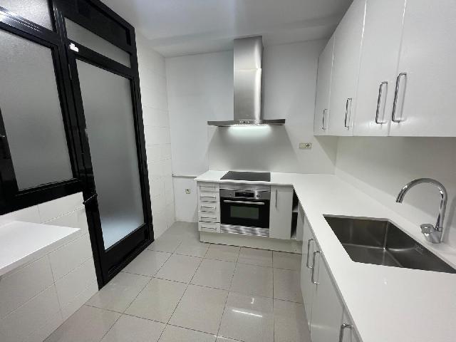 Imagen 1 Inmueble 303686 - Piso en alquiler en Sabadell / Junto al Parc Catalunya y a un paso de El Corte Inglés
